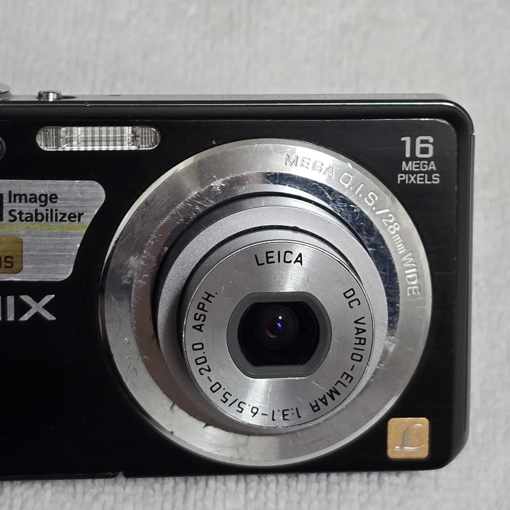 Panasonic LUMIX DMC-FH5 Compact Digital camera Black Works BUT READ‎